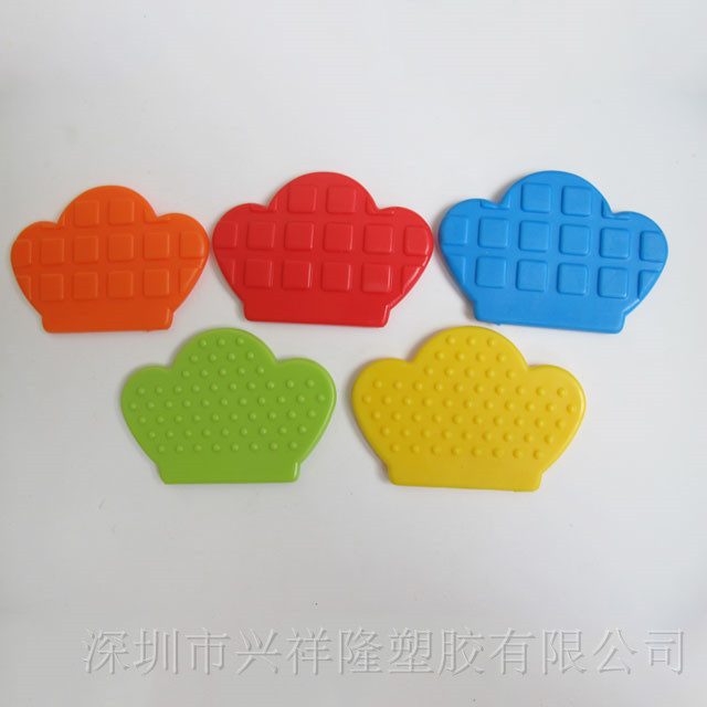 深圳市兴祥隆塑胶有限公司-A10 75×52mm 胶角牙胶