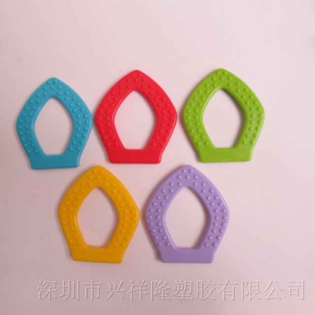 深圳市兴祥隆塑胶有限公司-A15 58×68mm 山形牙胶